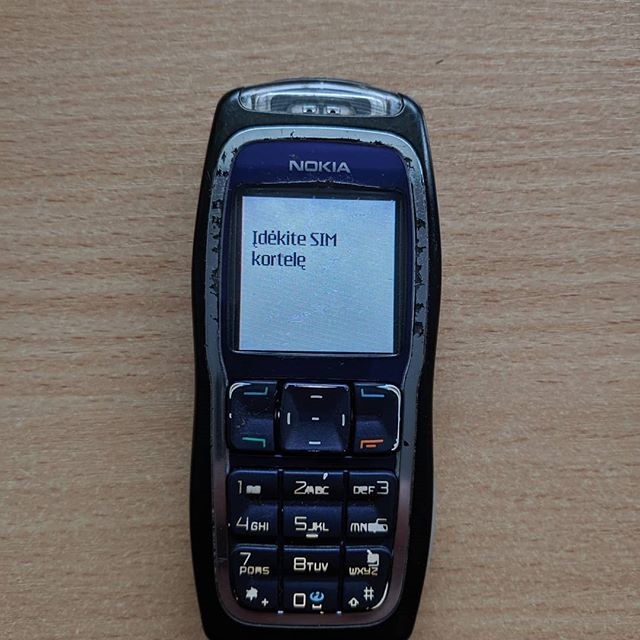 Nokia 3220 (2004)